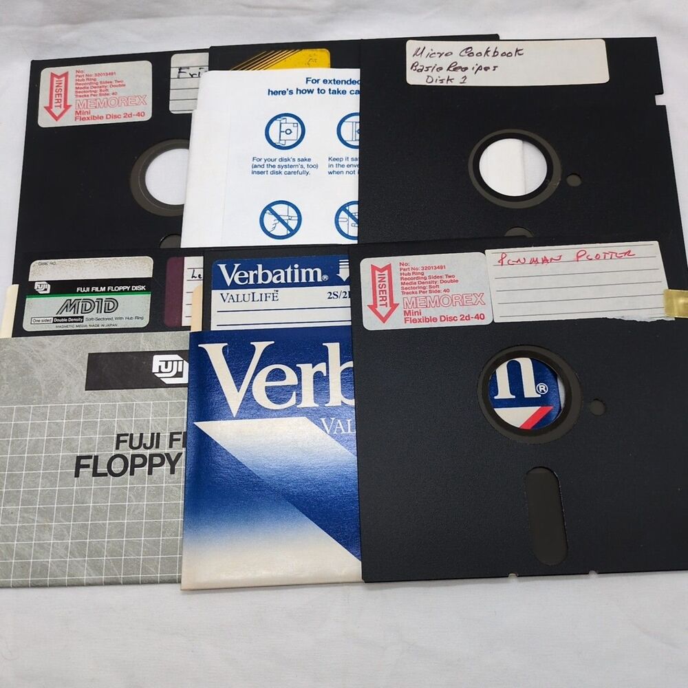 Lot Of (6) Vintage Random Assortment Floppy Disks 5.25"
